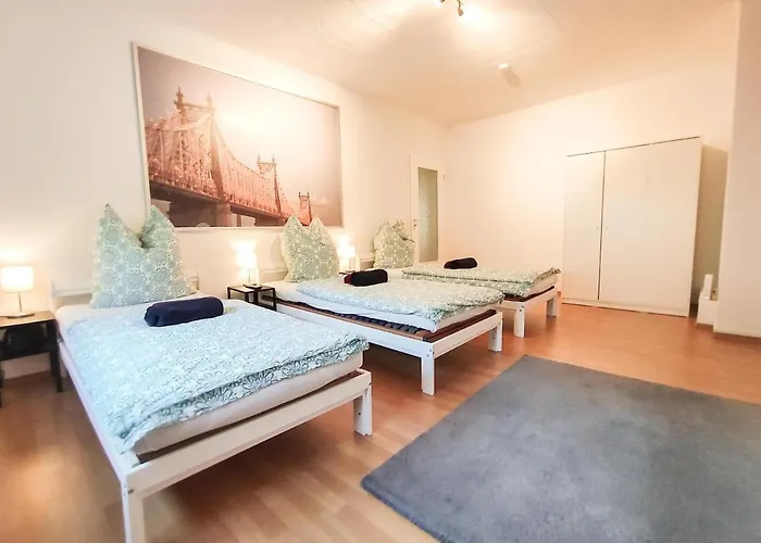 Апартаменты Homes Of Ruhr - Monteurwohnung Hafenkiez Дуйсбург